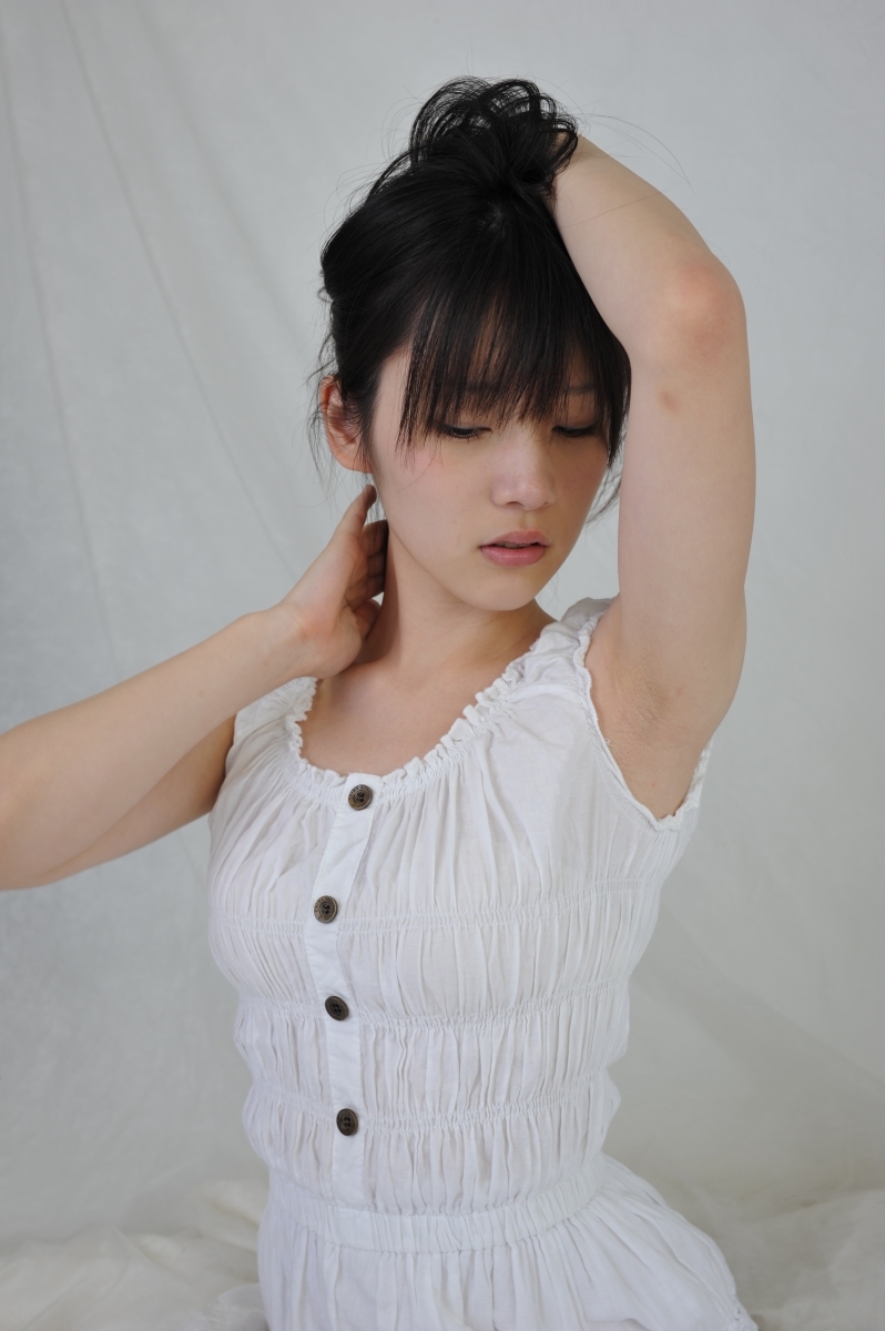 新生代宅女声优 内田真礼写真集