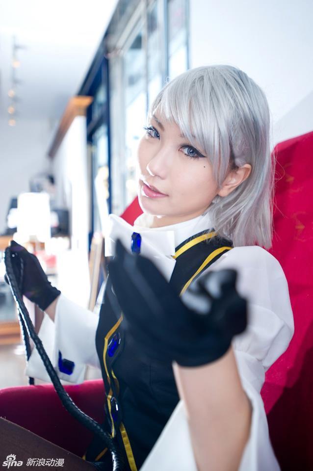 让黑丝傲娇女王用皮鞭来好好调教你逆转裁判狩魔冥cos