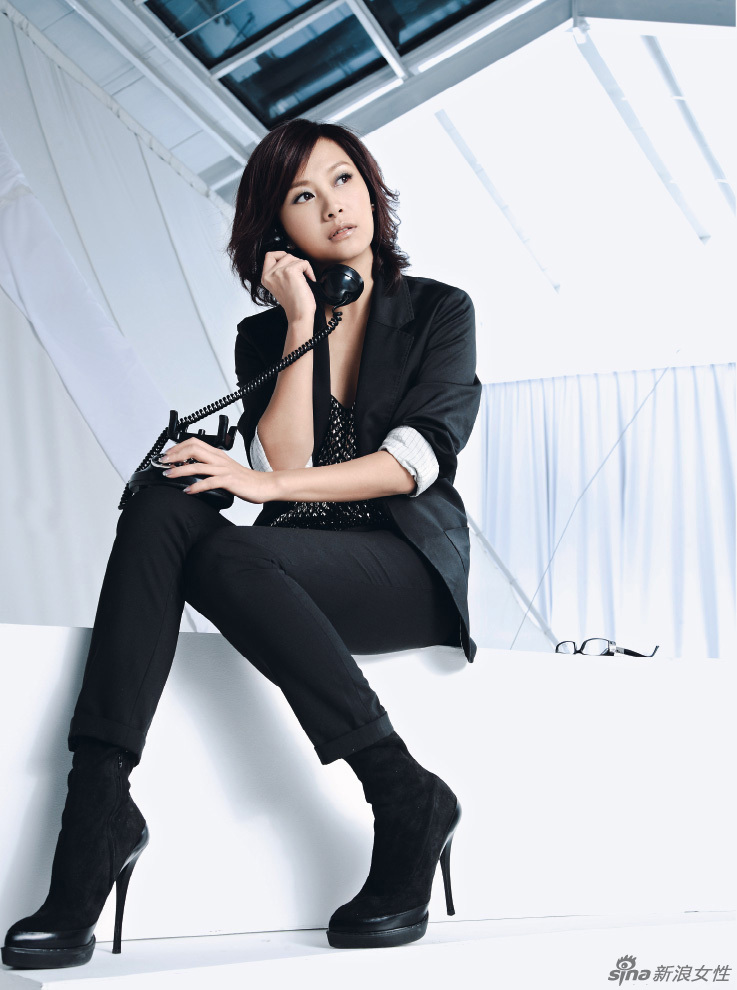 徐静蕾干练成熟