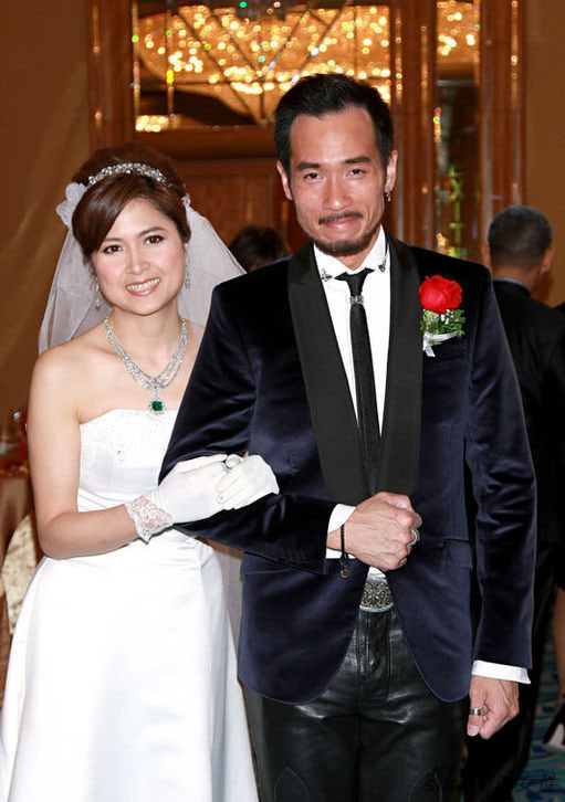 陈豪婚纱_陈豪老婆(3)