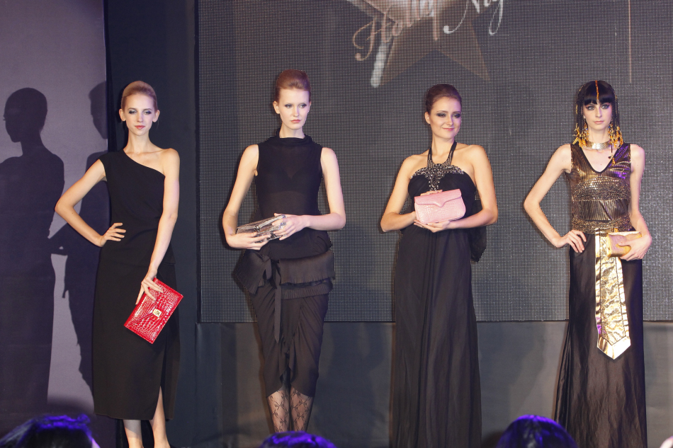 舞林大会2012总决赛冠军黄曼小姐