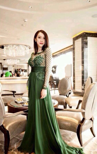 潘石屹美艳性感儿媳廖婧生活照曝光