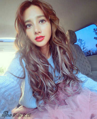 最美混血校花走红网络 (/14)