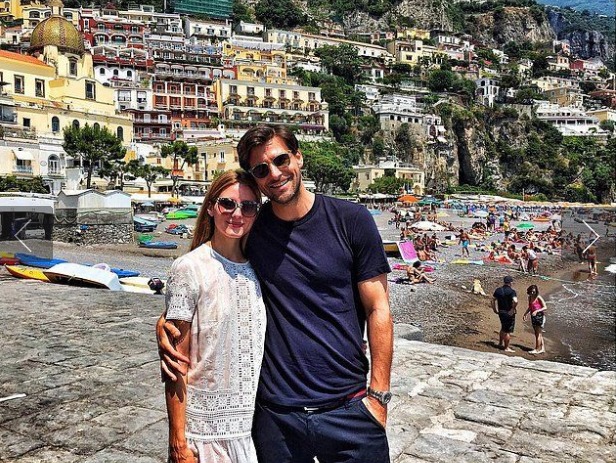 olivia palermo和她老公johannes huebl无论是在颜值还是衣品上都是天