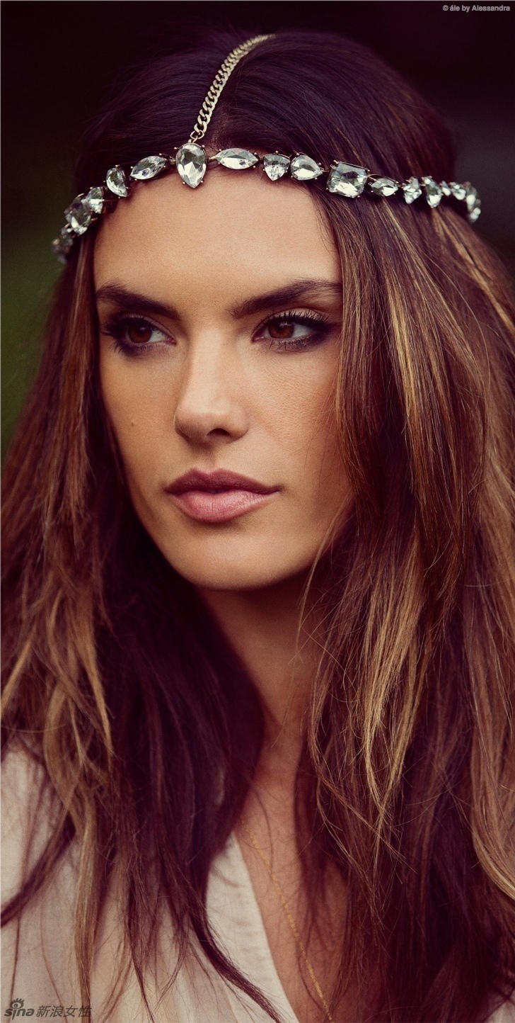 顶级名模安布罗休