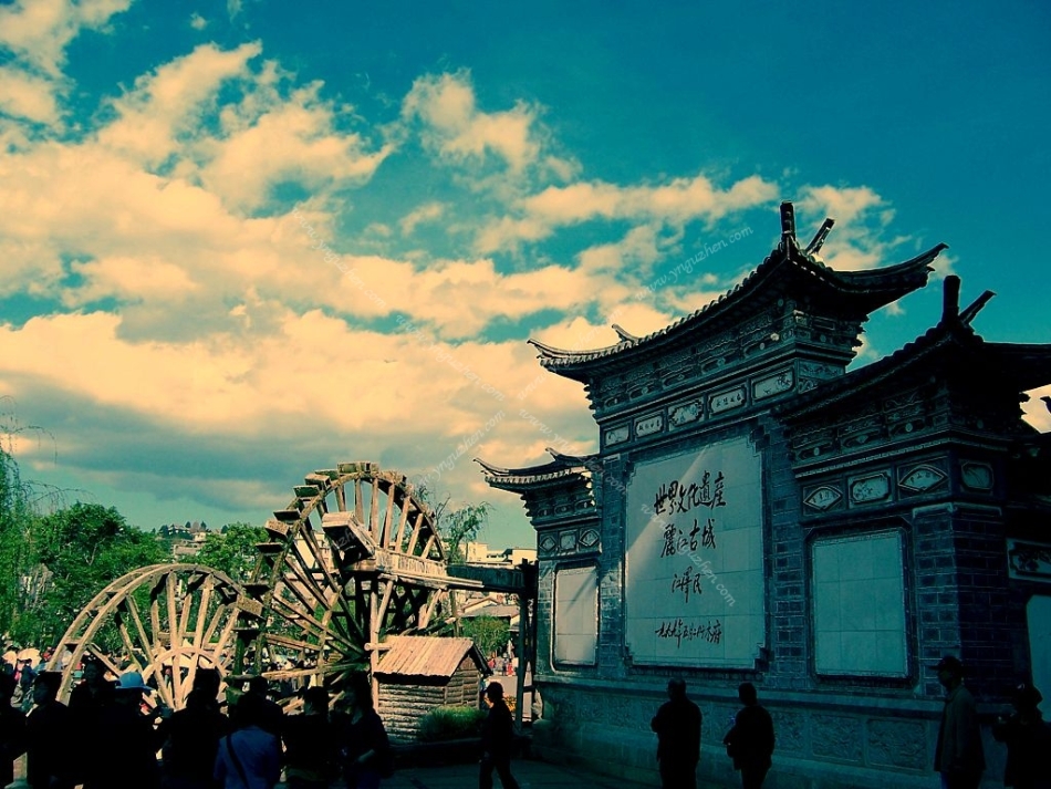 云南丽江市人口_云南丽江市警村