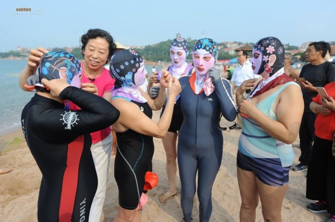 青岛大妈脸基尼出第七代了