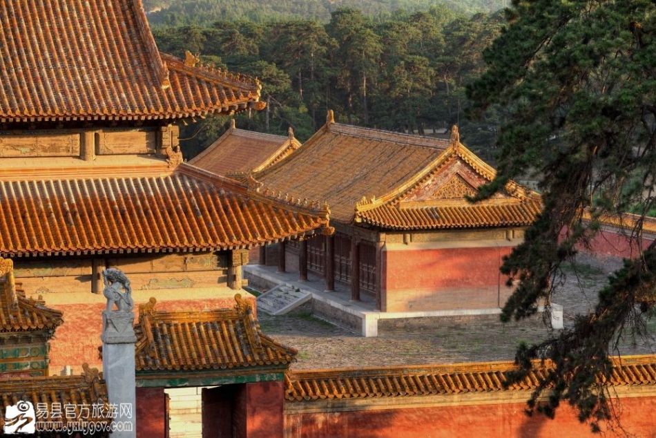 清西陵昌陵是清朝嘉庆皇帝和孝淑睿皇后喜塔腊氏的陵寝,位于泰陵以西2