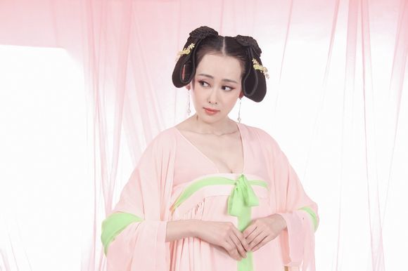 神还原武媚娘cos照 男生模仿范冰冰美哭网友