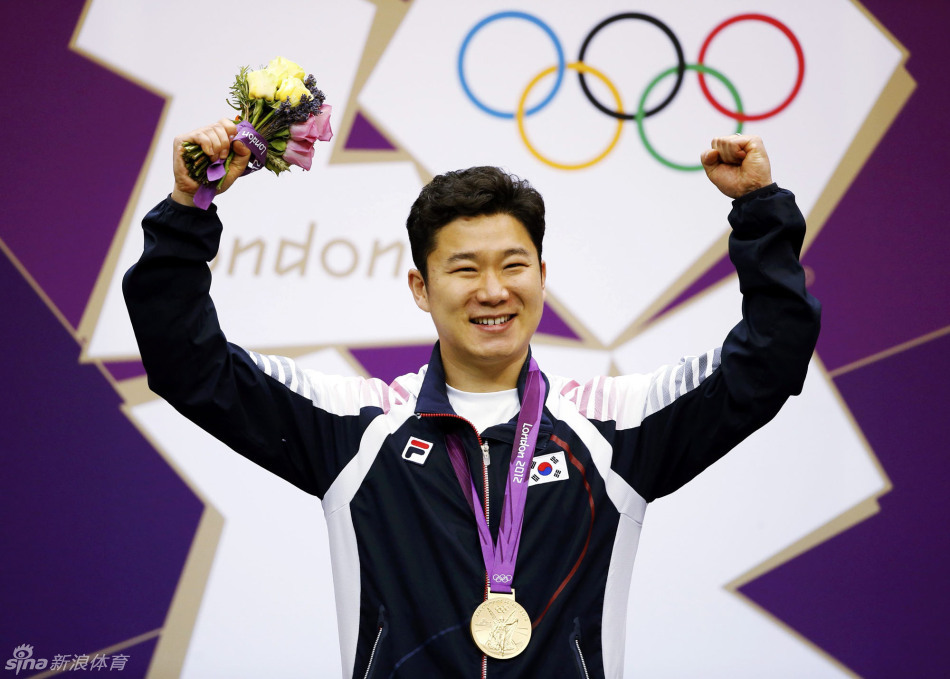 奥运会射击新闻 图集汇总 > 男子50米手枪韩国名将夺金 |   | 分享到