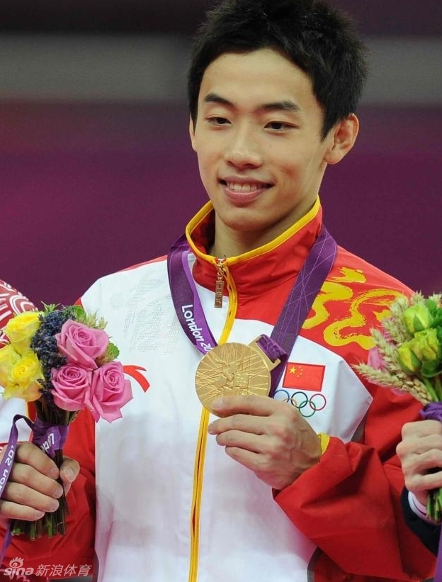 邹凯夺男子自由操金牌