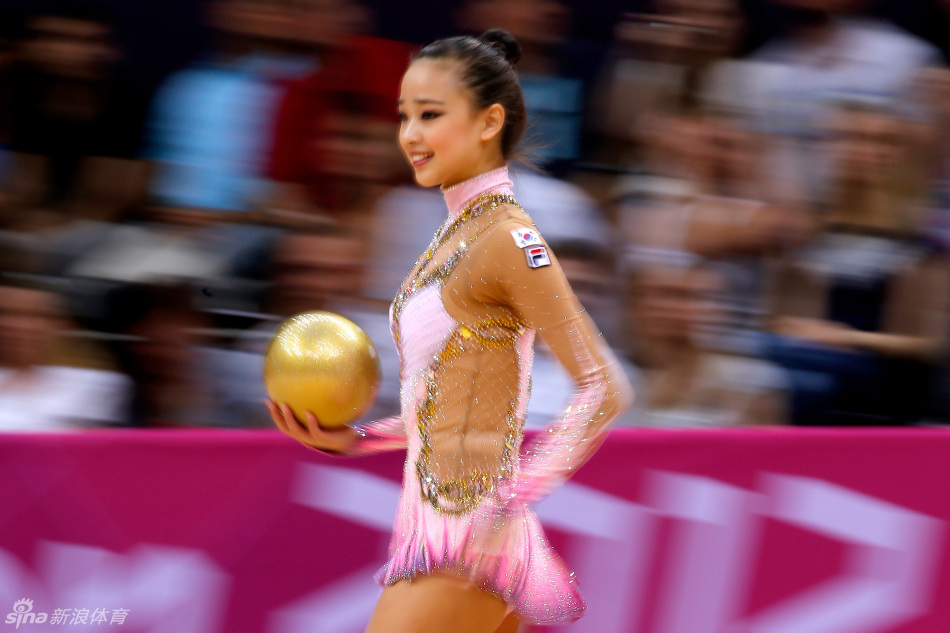 孙妍在圈操比赛中