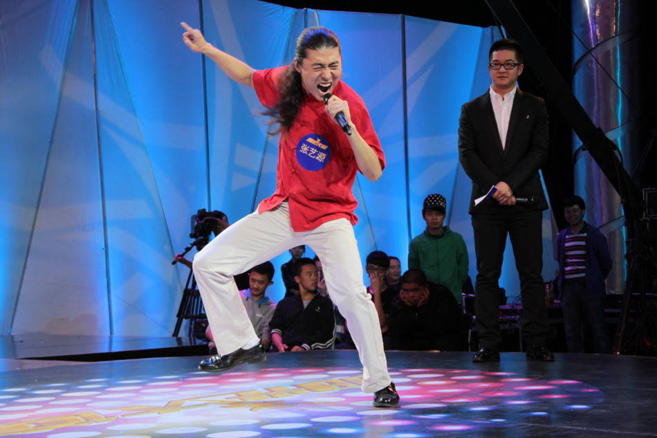 央视《阳光大道》12月2日节目精彩瞬间_高清图集_新浪网