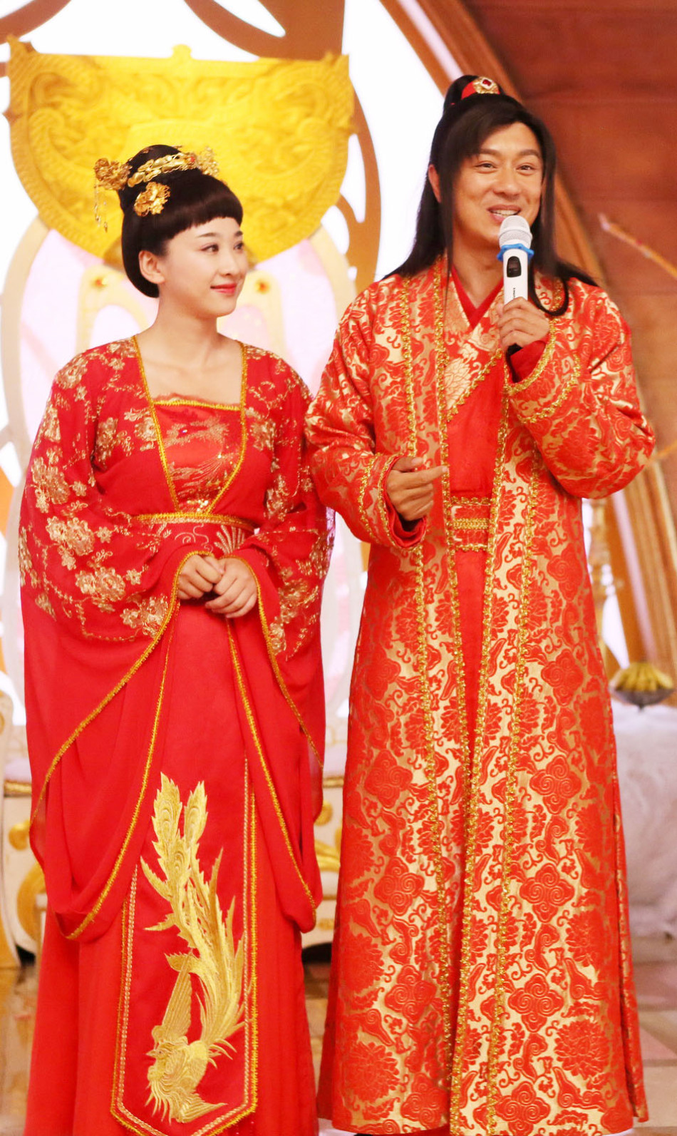 《天天有喜2》探班 众主演跳爆笑狐狸舞_高清图集_新浪网