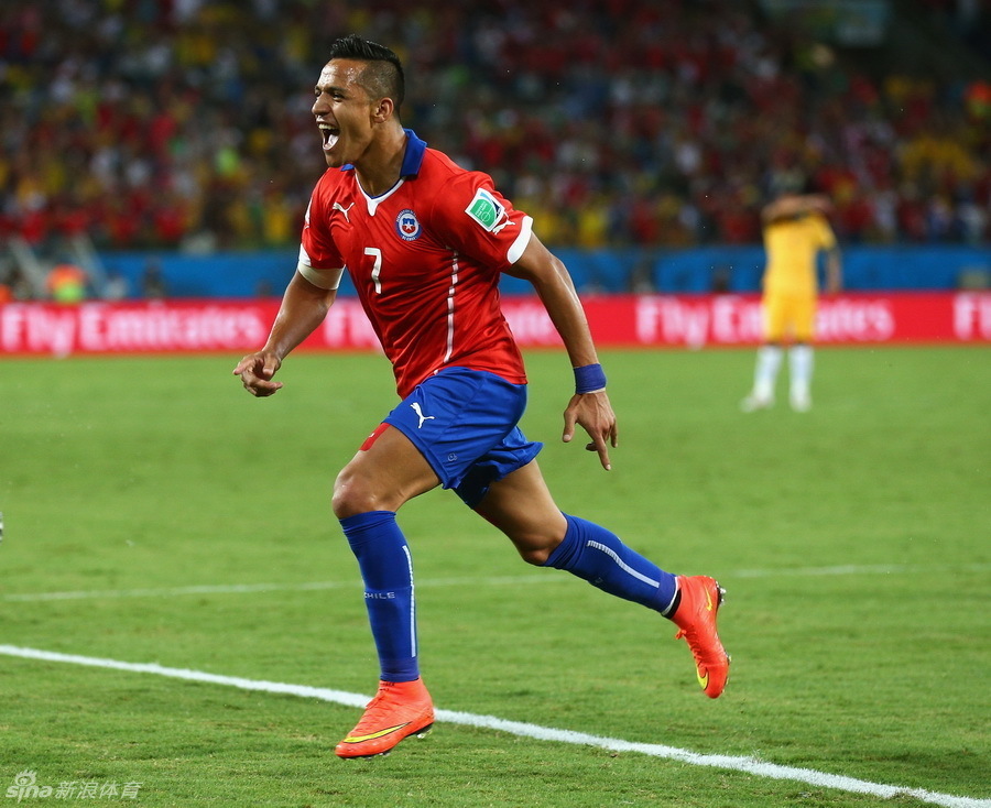 世界杯智利3-1澳大利亚 桑切斯为智利首开纪录