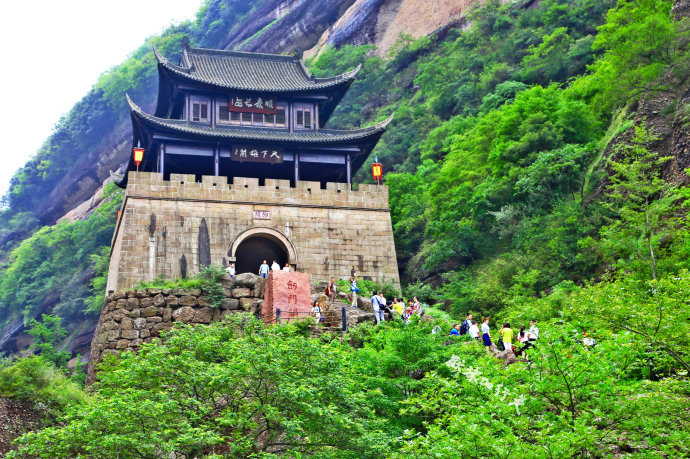 天下雄关 剑门关