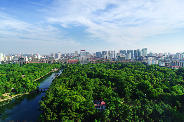 吃喝玩乐有风情南昌福州路休闲街