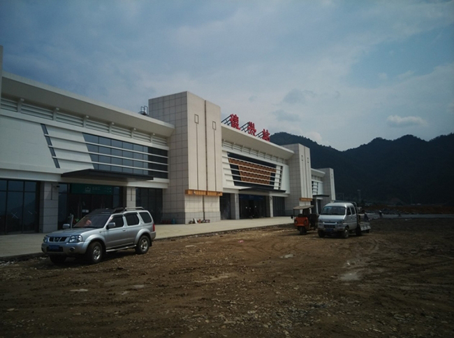 合福高铁德兴站