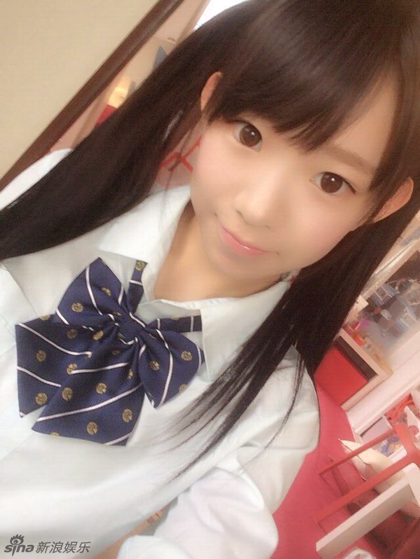 19岁少女选美夺冠 大秀傲人f杯胸器