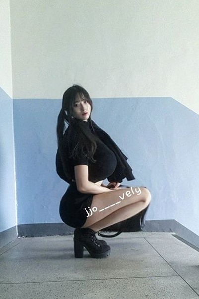 韩国巨胸女幼师走红 身材比例夸张上围傲人_高清图集_新浪网