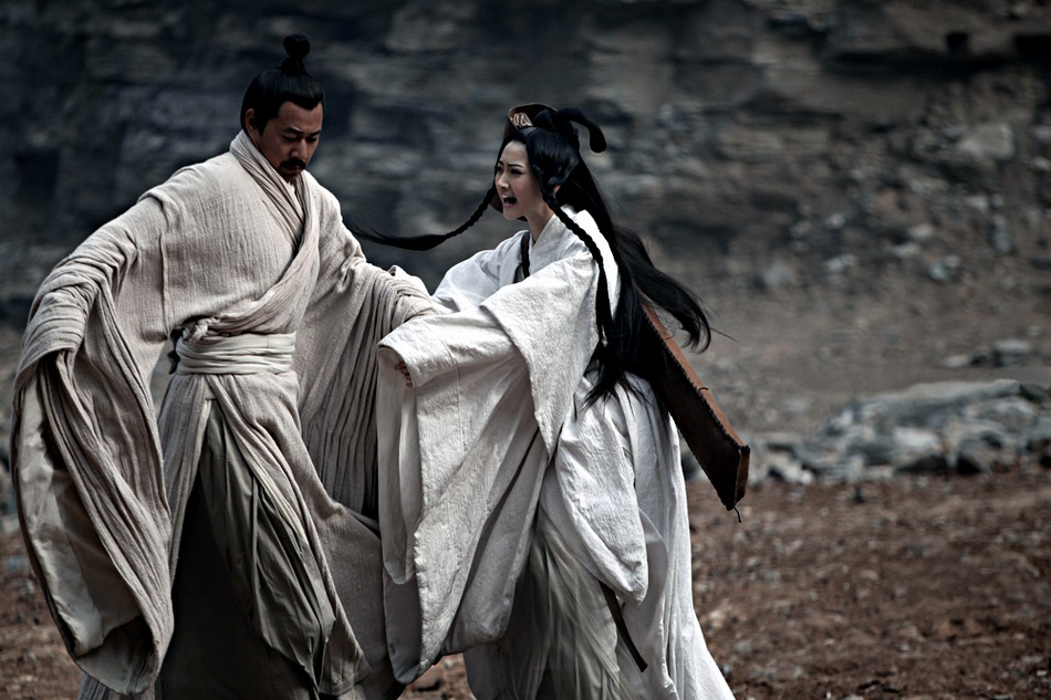 新浪娱乐讯 电视剧《孙子大传》日前转场到河北涿州,转场后的第一场