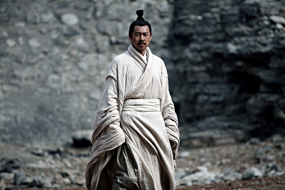 新浪娱乐讯 电视剧《孙子大传》日前转场到河北涿州,将在这里进行全部