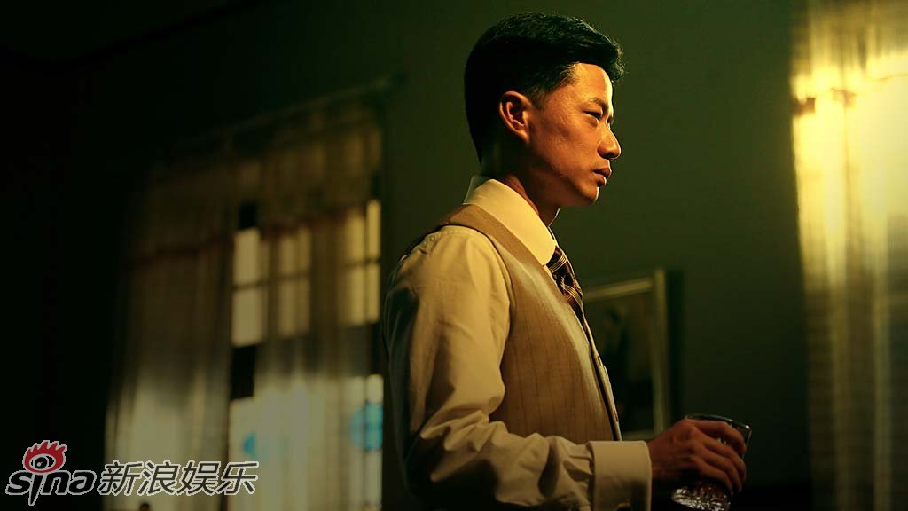 早先对剧情和拍摄情况秘而不宣的剧组近日也曝光了首批剧照.