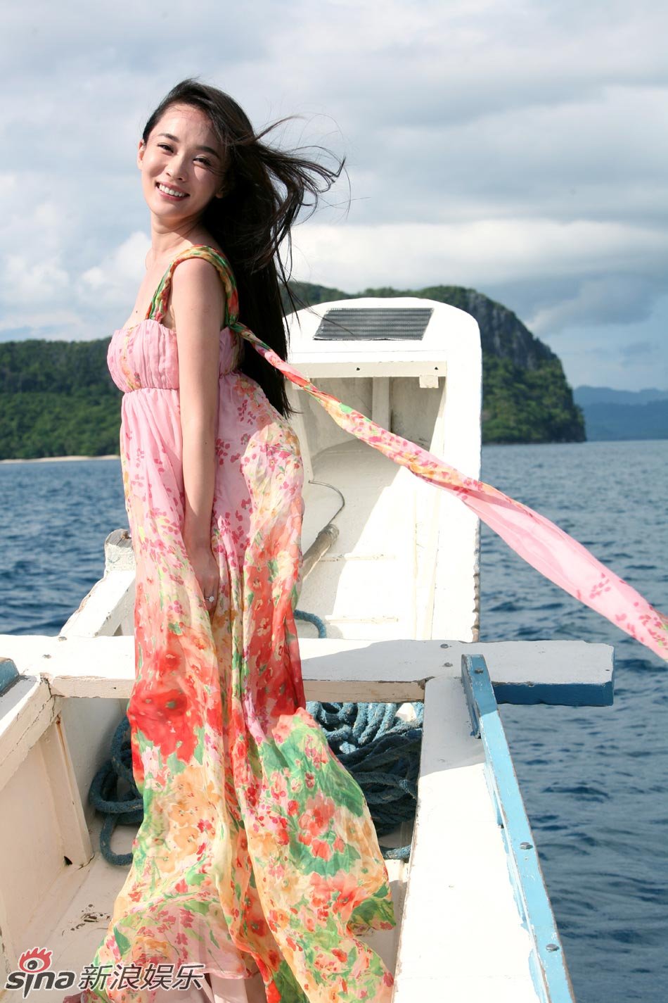 霍思燕笑容灿烂