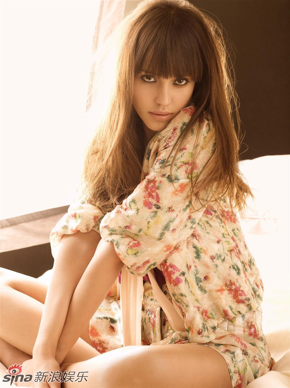 > 杰西卡-阿尔芭写真新浪娱乐讯 好莱坞女星杰西卡-阿尔芭(jessica