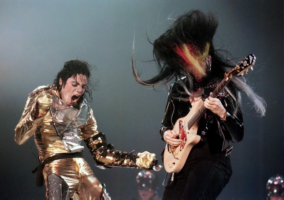 迈克尔-杰克逊经典热舞瞬间