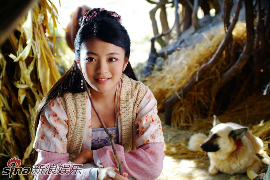 在今晚(30号)播出的第5集中,小织女将长大成人,饰演织女的安以轩正式