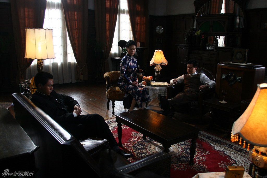 > 宋美龄蒋经国孔令侃暗战新浪娱乐讯 史诗献礼片《建国大业》2009年9