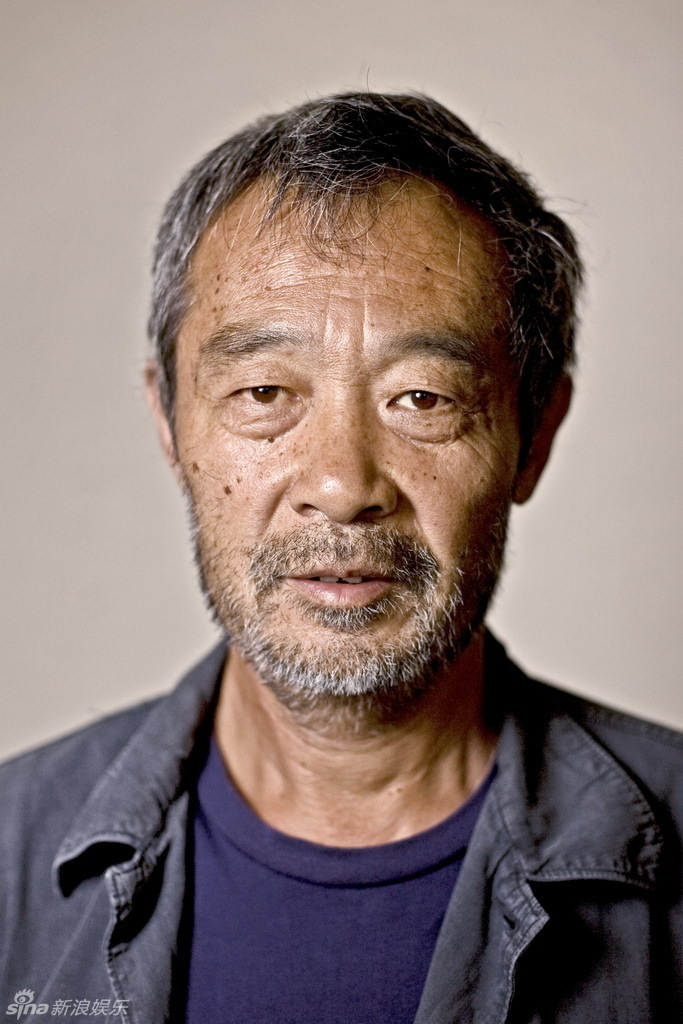 娱乐频道2009年幻灯图集 > 对新片有更深入思索新浪娱乐讯 田壮壮最新