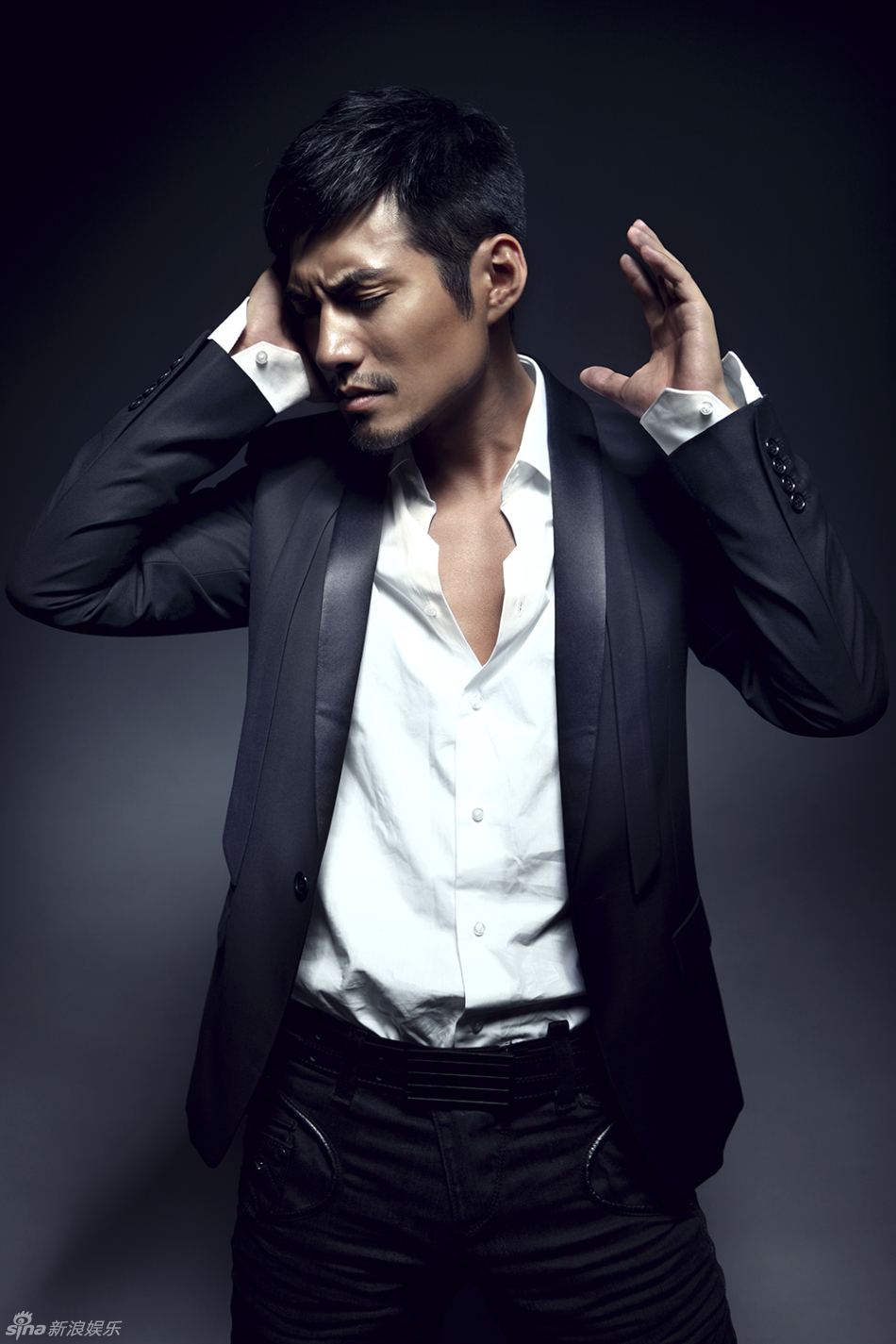 严宽表现力十足