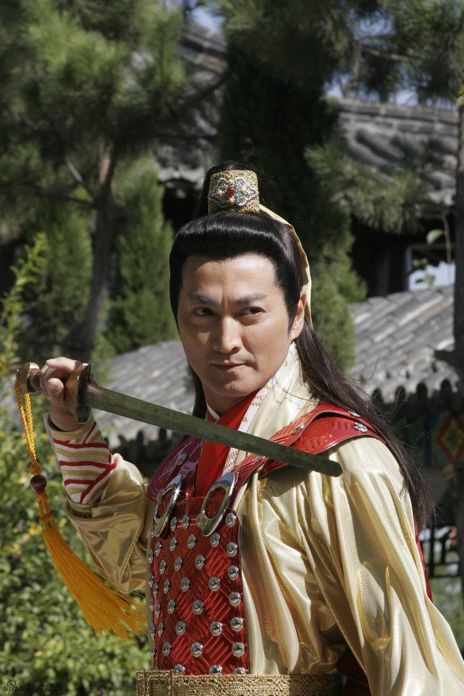 展昭眉宇间英气十足