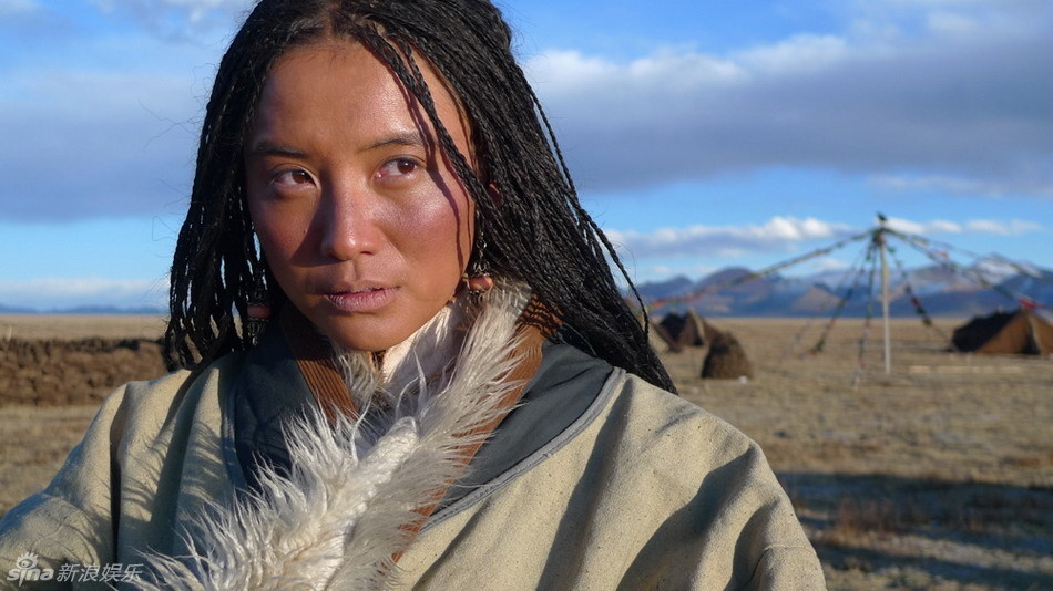 新浪娱乐讯 小宋佳主演的电影《西藏往事》已经在西藏高原当雄地区