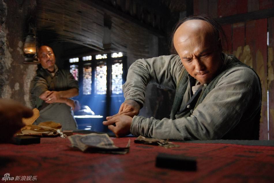 赌徒甄子丹在赌馆