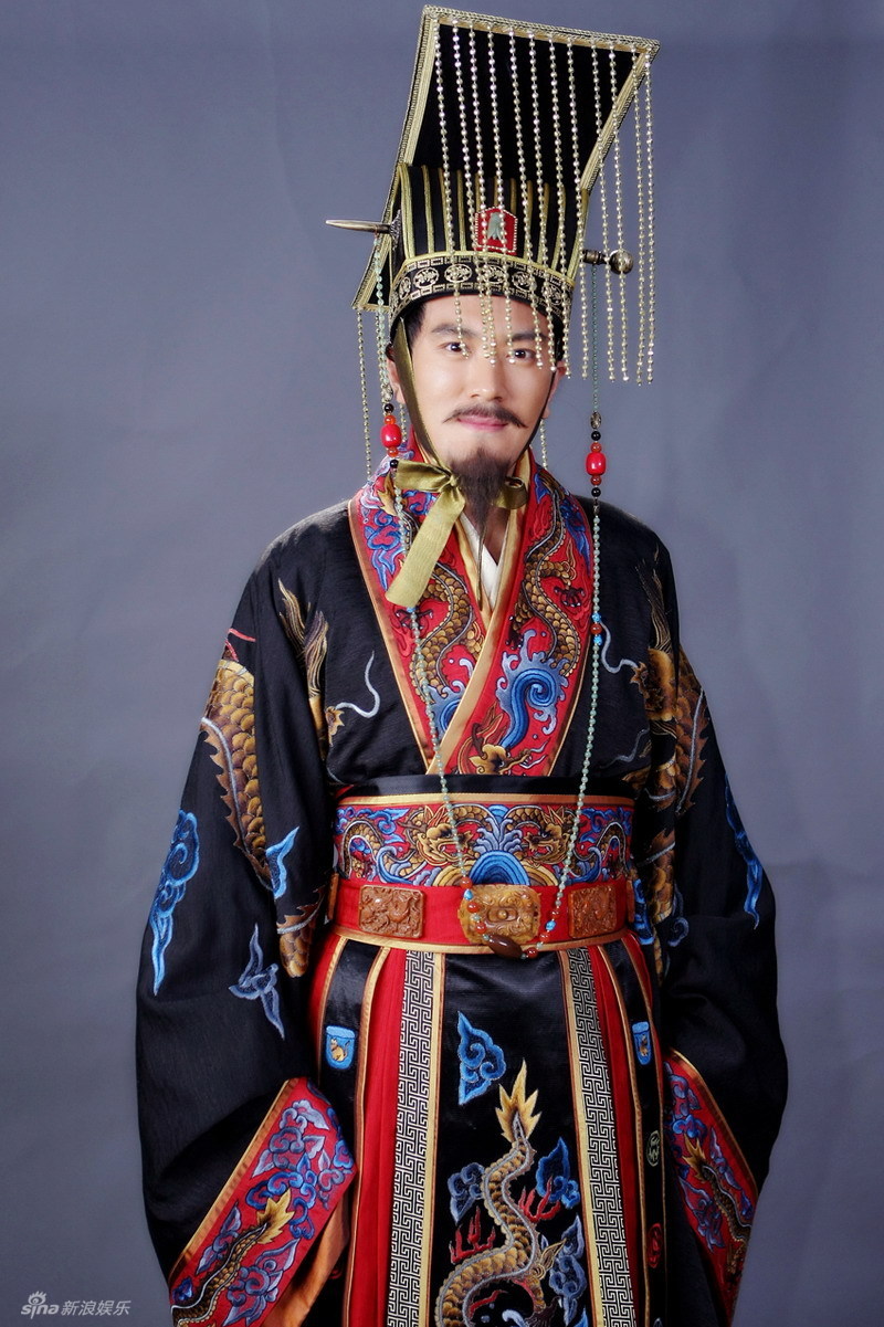 杨子饰演的宋徽宗便服照