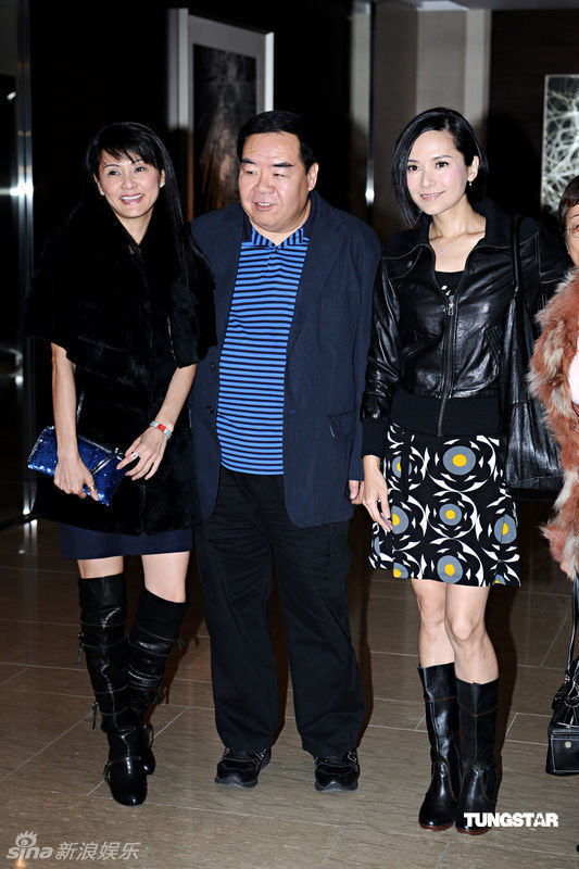 无线艺人佘诗曼,汪明荃,张可颐,姜大伟,马德钟等受邀出席.