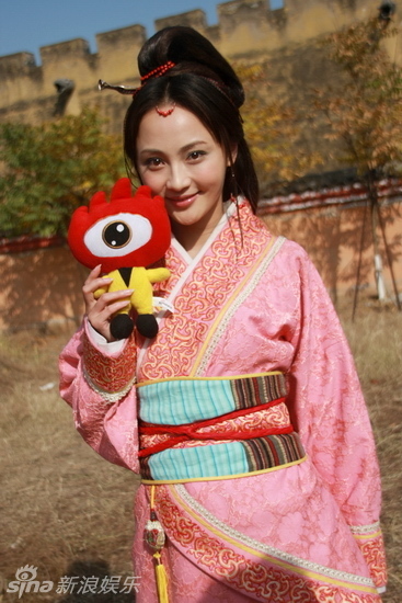 新浪娱乐讯 "嫦娥奔月","后羿射日","吴刚伐桂","玉兔捣药",这几个