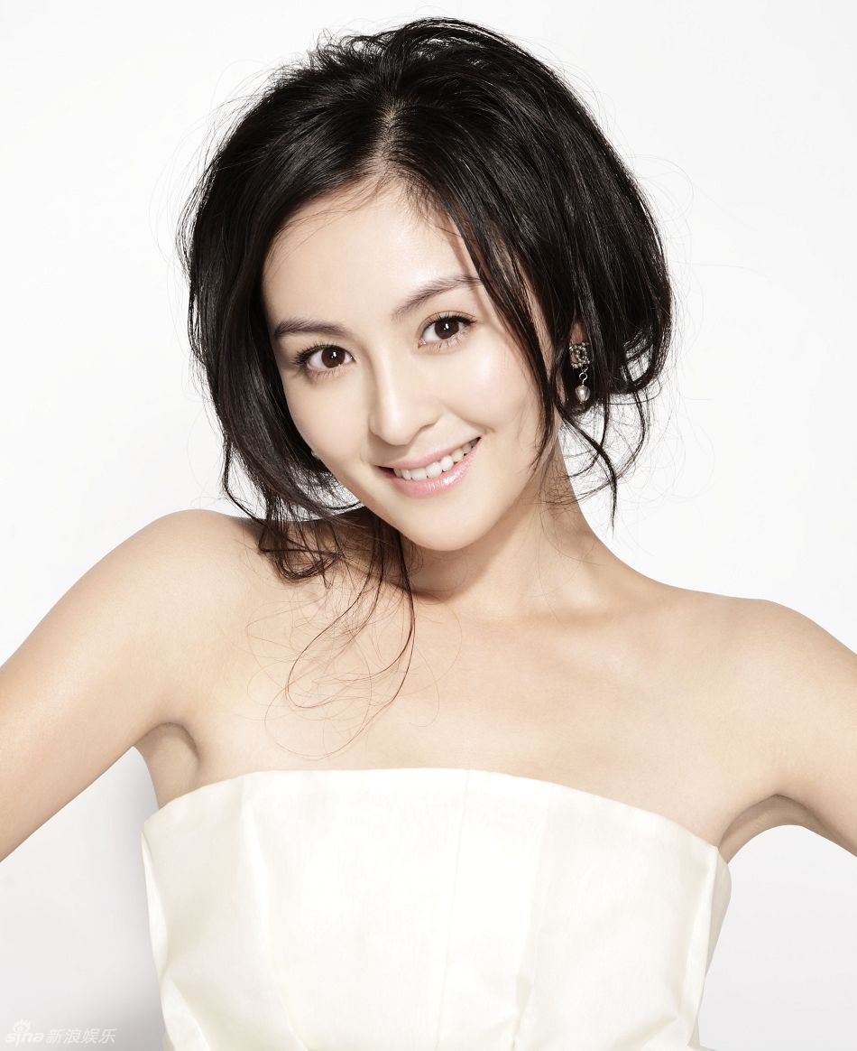 戴娇倩笑容大方