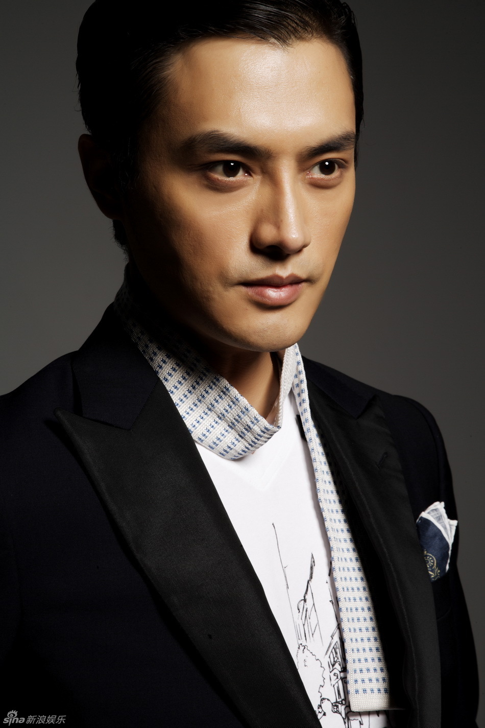 无敌》的热播让观众熟知了其中风流倜傥的帅哥总裁费德南(刘晓虎饰)