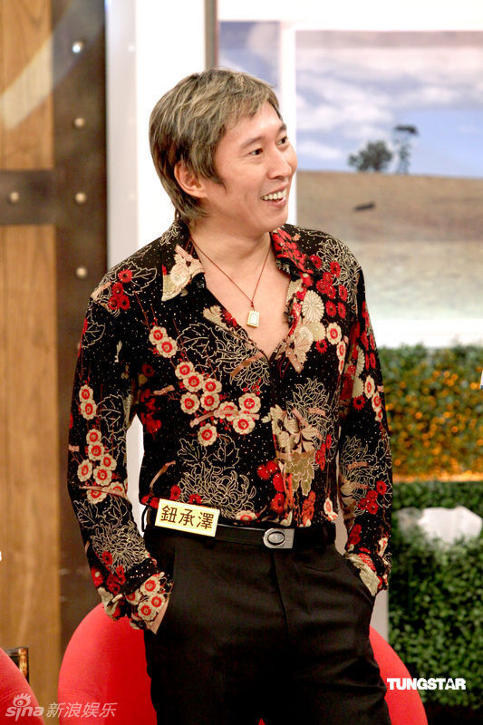 以黑道为背景的台湾电影《艋舺》,昨天(12月23日)导演钮承泽率领主要