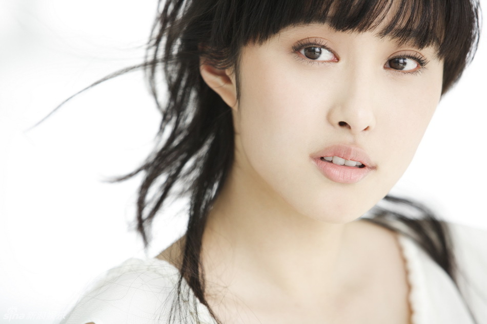 李欣汝全新写真