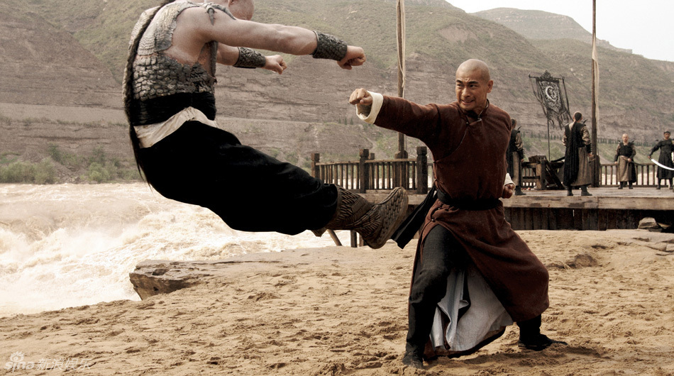 16 新浪娱乐讯 2010年第一期待的袁和平最新力作,3d武术巨制《苏乞儿