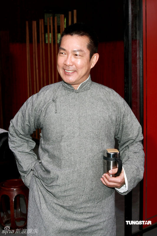 《叶问前传》现正在佛山拍摄,演员有元彪,廖碧儿,黄奕,杜宇航,樊少皇