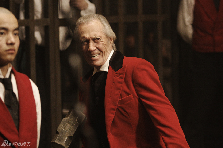 高清图:袁和平《苏乞儿》受关注 奥利弗-斯通探班_高清图集_新浪网