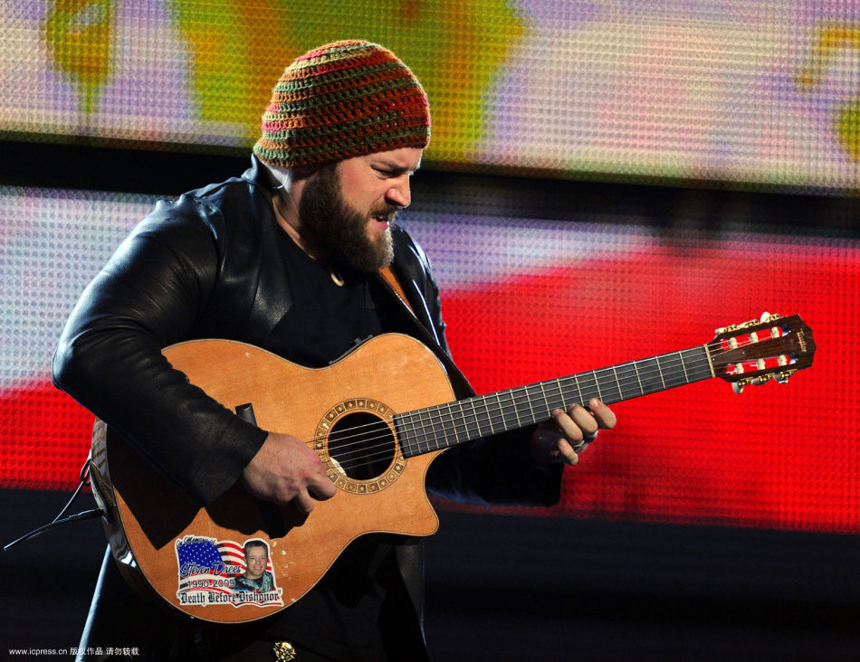 扎克-布朗乐队获最佳新人激情演出活力四溢