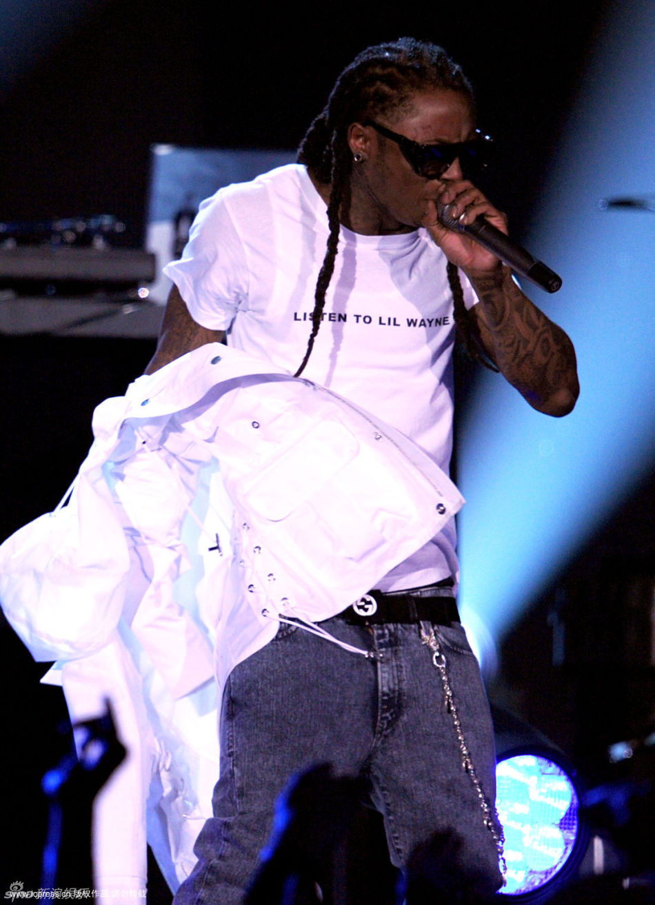 李-韦恩精彩演出霸气十足