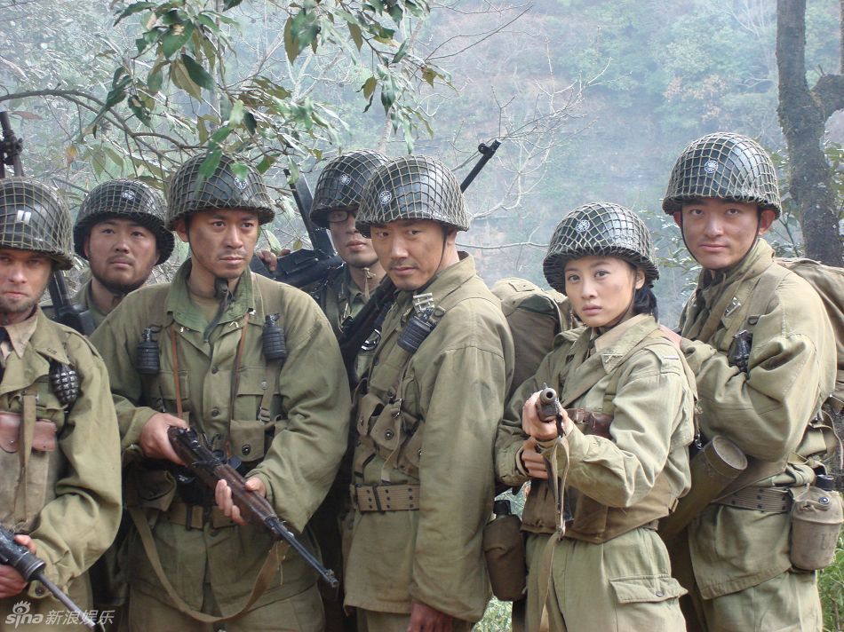 新浪娱乐讯 由王学兵,吴晓敏,宋运成等主演的电视剧《滇西1944》正在